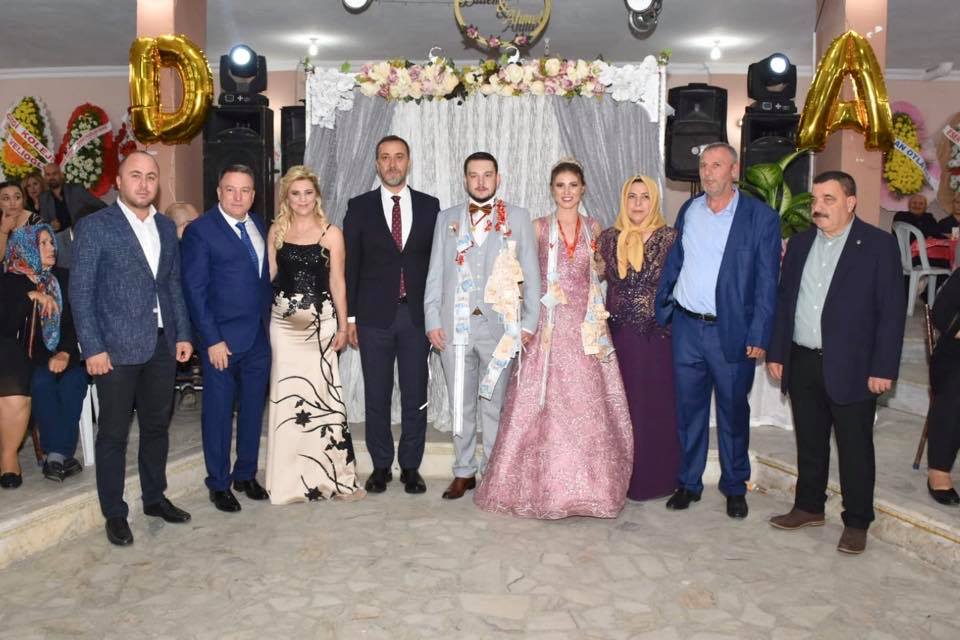Ahmet ile Didem evlilik yolunda ilk adımı attı