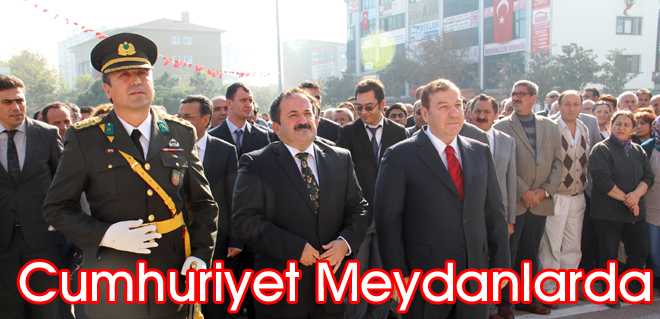 Cumhuriyet Meydanlarda