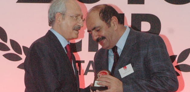 Gürbüz Çapan adaylıktan çekildi