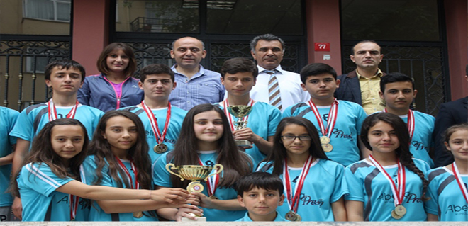 Başarı üstüne başarı