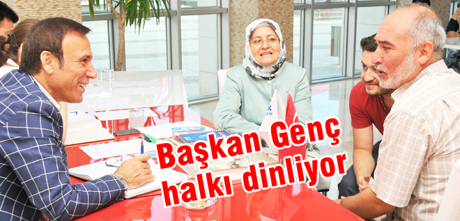Genç halkı dinliyor
