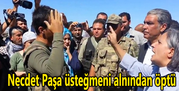 Necdet Paşa üsteğmeni alnından öptü