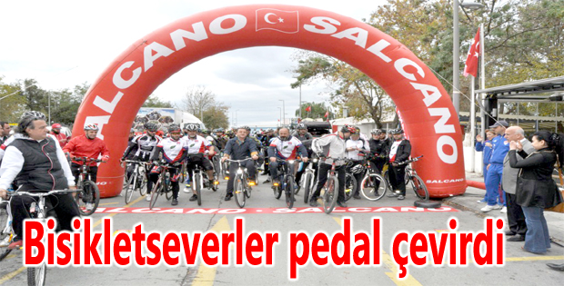 Bisikletseverler pedal çevirdi