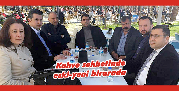 Kahve sohbetinde eski-yeni birarada