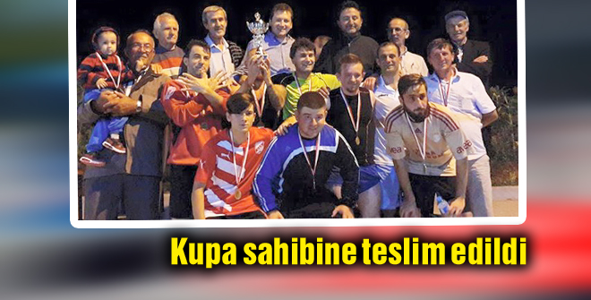 Kupa sahibine teslim edildi