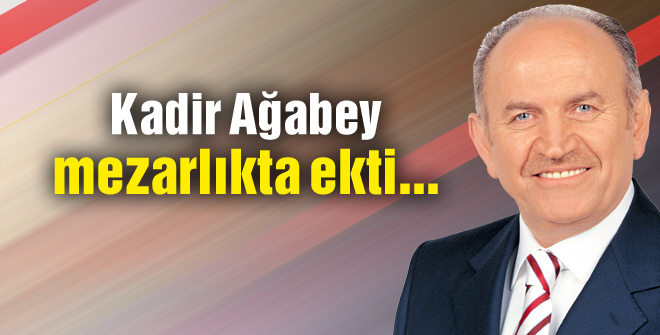 Kadir Ağabey Silivriyi mezarlıkta ekti