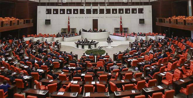 Dokunulmazlık teklifi geçti