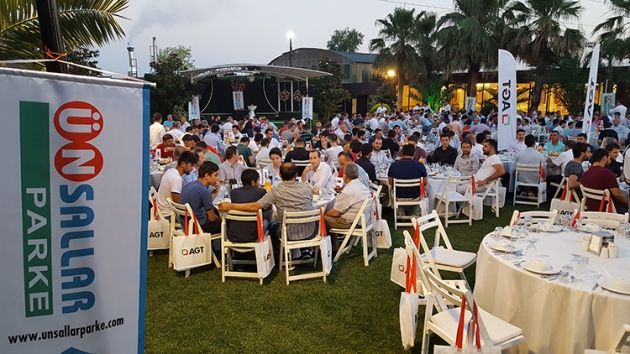 Ünsallar Parke iftar geleneğini sürdürdü