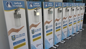 Mobil dezenfekten kurum girişlerine konuldu