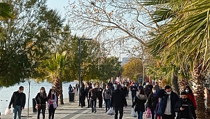 Silivri’de vatandaşlar sahile akın etti