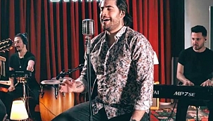 O Ses Türkiye yılbaşı konuğu Sinan Güleryüz kimdir? Sinan Güleryüz kaç yaşında, nereli? Sinan Güleryüz'ün eşi kimdir?