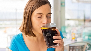 Günde 2 bardaktan fazla gazlı içecek içenlerin ölüm riski artıyor!