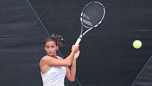 Survivor'daki milli tenisçi Melis Sezer kimdir? Survivor 2021'de yarışacak Melis Sezer kaç yaşında?