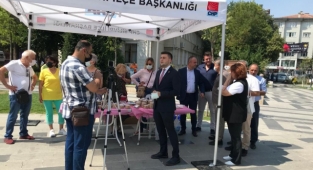 CHP'den aşure ikramı