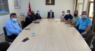 MHP'den Kaymakam Partal'a ziyaret 