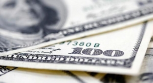 Bankacılık devi Unicredit, 2022 yıl sonu dolar tahminini 10,40 olarak revize etti