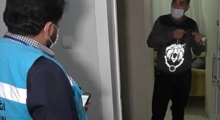 Ekipler kaldığı aparta gelince ne yapacağını şaşırdı!