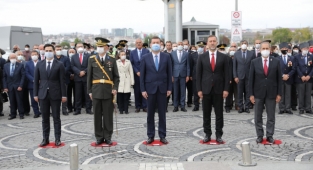 29 Ekim kutlamaları resmi törenle başladı