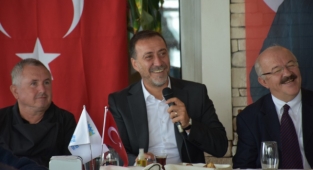Başkan Yılmaz, spor kulüp başkan ve yöneticileriyle buluştu