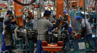 Türkiye ekonomisi üçüncü çeyrekte yüzde 7,4 büyüdü