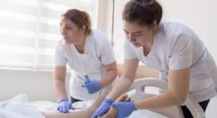 2022'de 16 bin sözleşmeli sağlık personeli alımı yapılacak