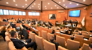 Pazartesi meclis var! 13 Gündem maddesi görüşülecek...