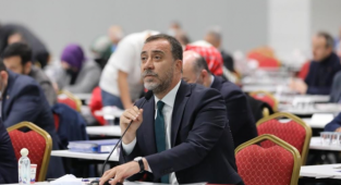 Başkan Yılmaz: ''İmamoğlu içi boş iddialara inanmış''