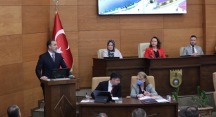 2021 yılı faaliyet raporu meclisten geçti