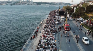 İstanbul'da 80 bin kişilik iftar!