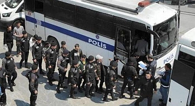 Fatih'te 250 kaçak göçmen yakalandı