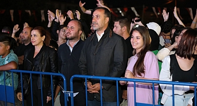 Başkan'dan öğrencilere moral gecesi