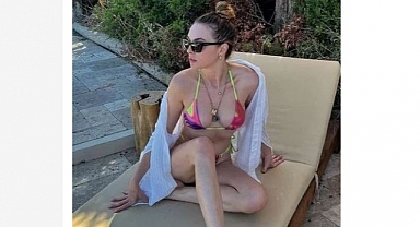 Sadakatsiz'in Derin'i Melis Sezen bikinili poz verdi!