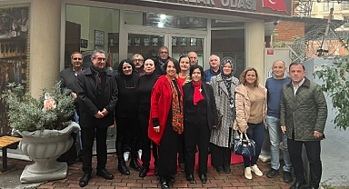 Kadına şiddet masaya yatırıldı