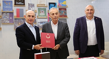 Küçükçekmece Belediyesi'nden 39. Tüyap kitap fuarı'nda 'kent envanteri ve kent araştırmaları' söyleşisi