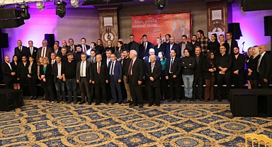 Gazeteciler mücadeleyi bırakmamalı
