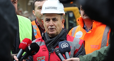 “Vatandaşın keyfini beklemeden riskli yapıları biz yıkacağız”