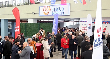 Sevgi ve dayanışmanın geçtiği tek market 'Küçükçekmece halk market' açıldı