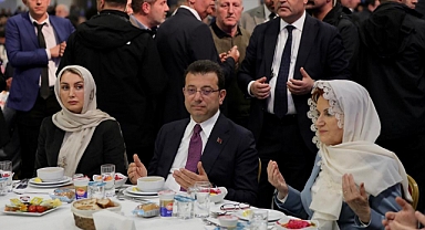 Akşener ve İmamoğlu, muhtarlarla iftarda buluştu