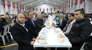 Dernekler iftar sofrasında bir araya geldi