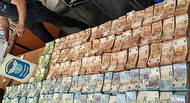 Bulgaristan Gümrüğü bugüne kadar tek seferde 901 bin euro yakaladı