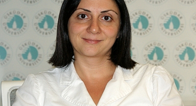 Hocası olduğu Üniversitede yeniden öğrenci oldu