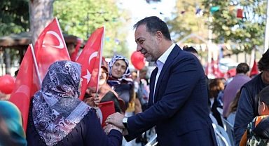 Başkan Yılmaz Kavaklı'da kadınlarla buluştu