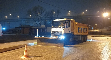 İBB ekipleri kar nöbetinde