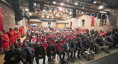 'O sesi duyan var' belgeseline yoğun ilgi