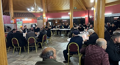 Yalçın, Gümüşyakalılarla bir araya geldi