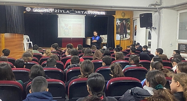 Silivri İlçe Emniyet Müdürlüğü’nden bağımlılıkla mücadele ve güvenli internet seminerleri