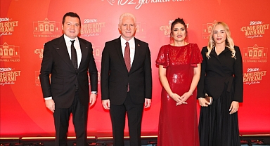 Kaymakam Toğan ve Başkan Balcıoğlu, Cumhuriyet Balosu’nda 