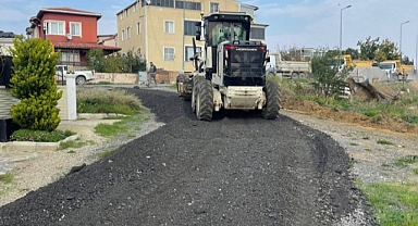 Silivri Belediyesi ilçe genelinde yol bakım ve onarım çalışmalarını sürdürüyor