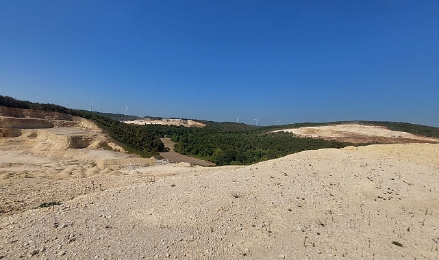 Danamandıra’da Taş Ocakları 150 dönümlük alanı yok etti