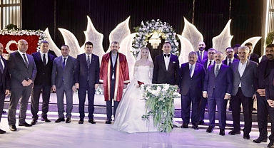MUHTEŞEM DÜĞÜN! Fatih Aydın ve Serap Bildi Dünyaevine Girdi